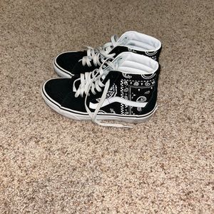 vans high top bandana shoes